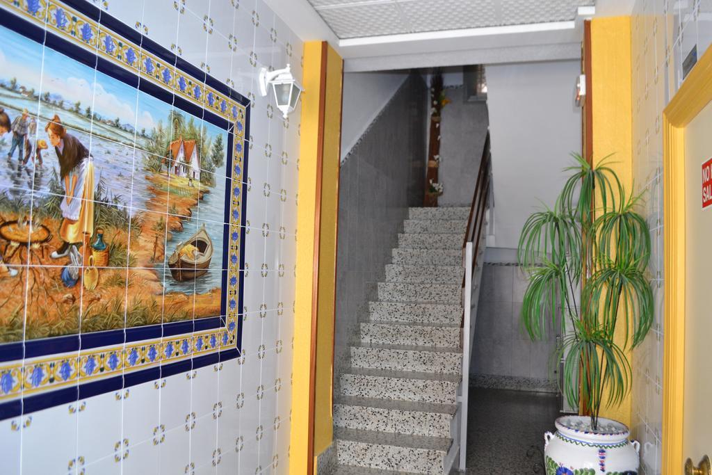 Hostal La Pilarica Paterna Kültér fotó