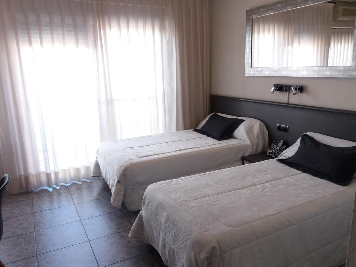 Hostal La Pilarica Paterna Kültér fotó