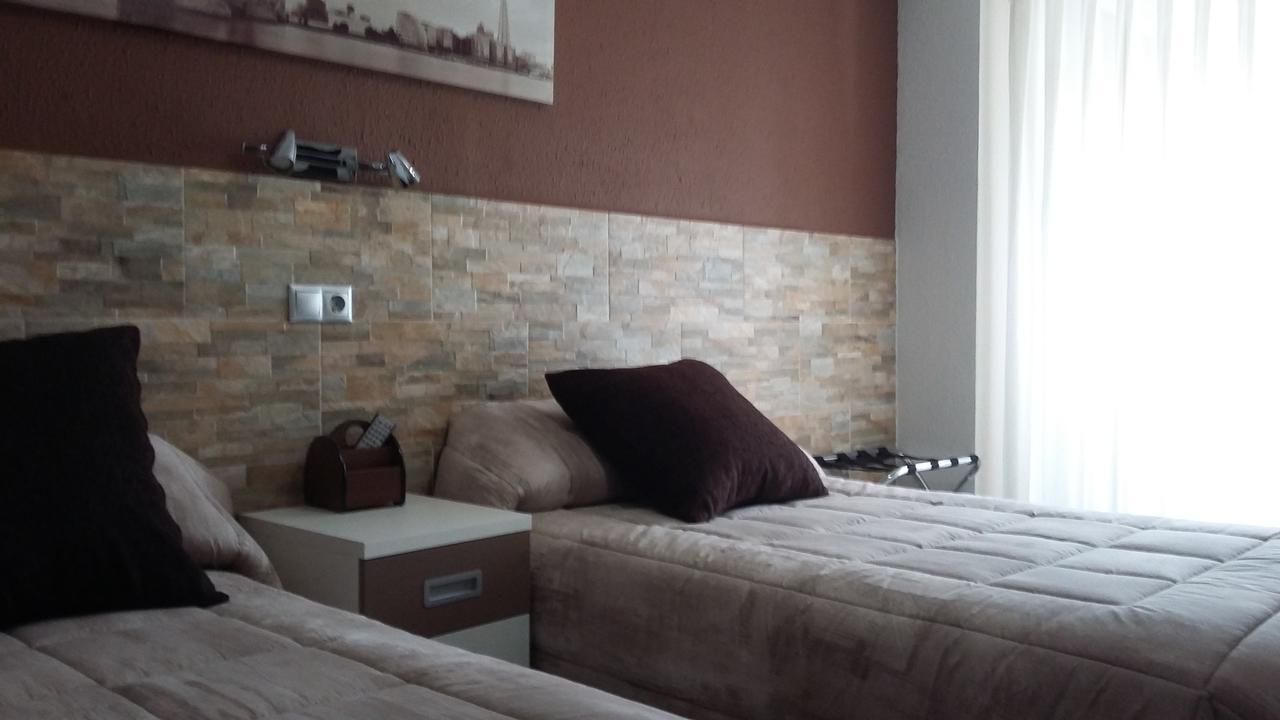 Hostal La Pilarica Paterna Kültér fotó