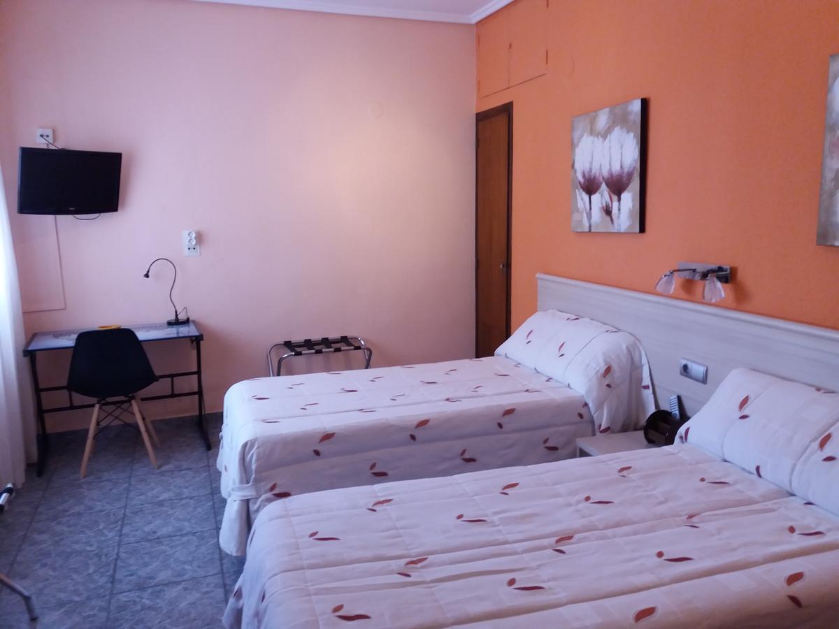 Hostal La Pilarica Paterna Kültér fotó