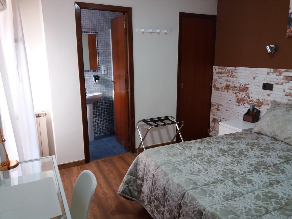 Hostal La Pilarica Paterna Kültér fotó