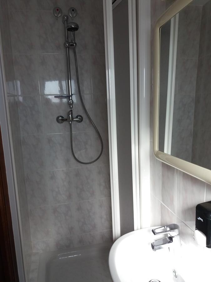 Hostal La Pilarica Paterna Kültér fotó